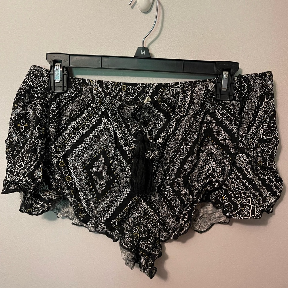 Light & Flowy Shorts